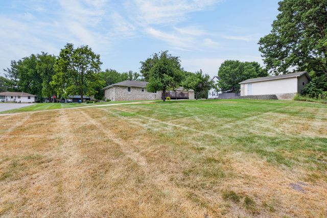 504 4th Avenue S, Princeton, MN 55371