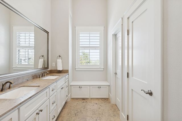 12735 Sea Island Drive, Malakoff, TX 75148