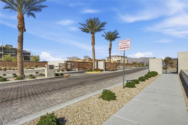 2695 Tangerine Cloud Avenue, North Las Vegas, NV 89086