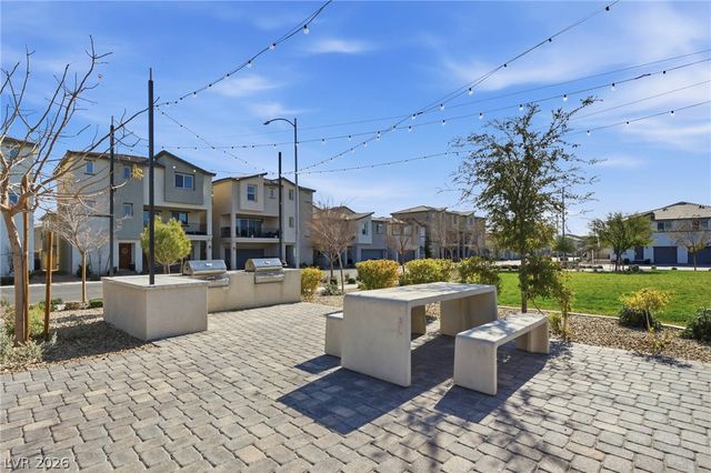 2695 Tangerine Cloud Avenue, North Las Vegas, NV 89086