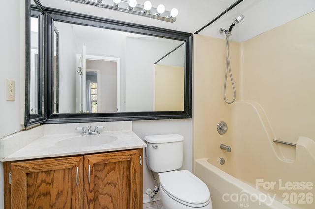 11100 Deerpath Court, Charlotte, NC 28262
