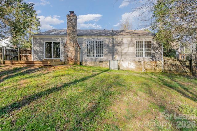 11100 Deerpath Court, Charlotte, NC 28262