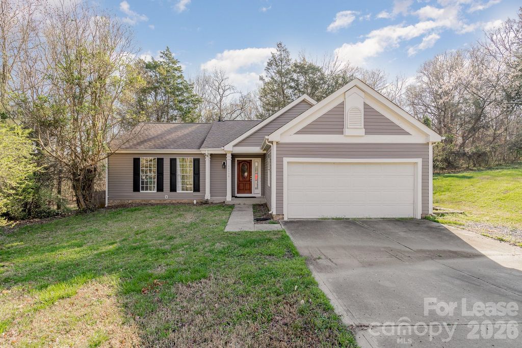 11100 Deerpath Court, Charlotte, NC 28262