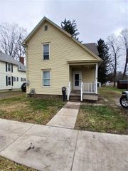 7 Chestnut Street, Bath, NY 14810