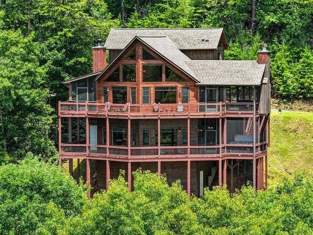 81 Sundance Ridge, Blue Ridge, GA 30513