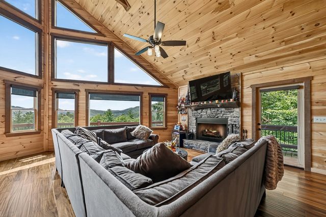 81 Sundance Ridge, Blue Ridge, GA 30513