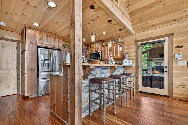 81 Sundance Ridge, Blue Ridge, GA 30513