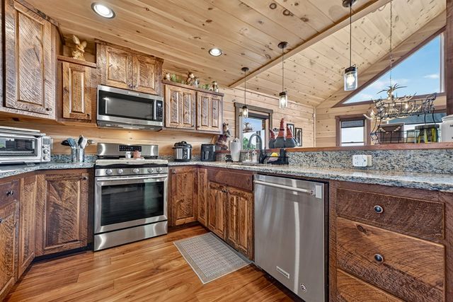 81 Sundance Ridge, Blue Ridge, GA 30513