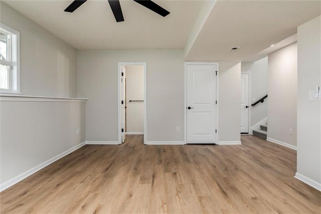 12106 E 214th Street, Peculiar, MO 64078