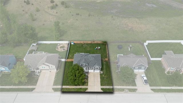 12106 E 214th Street, Peculiar, MO 64078