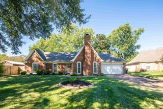747 OVERCUP OAKS CV, Memphis, TN 38018