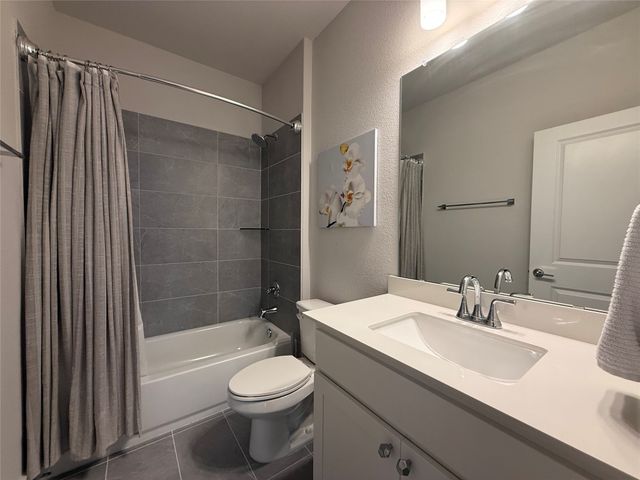 538 Torrey Pines Circle, Heath, TX 75032