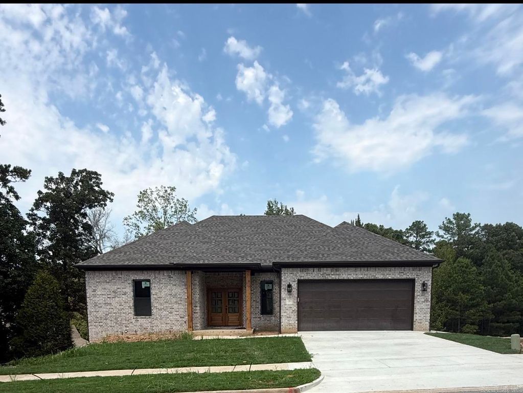 31 Epernay Circle, Little Rock, AR 72223