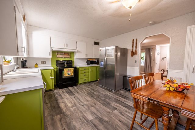 14494 SW Phyllis Rd, Rose Hill, KS 67133