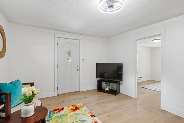 1214 Herold Avenue, Des Moines, IA 50315