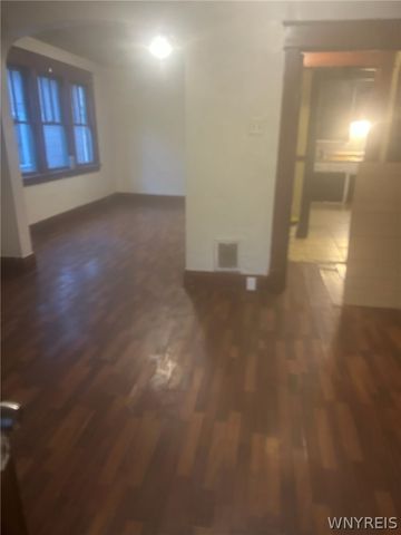 113 Carl Street, Buffalo, NY 14215