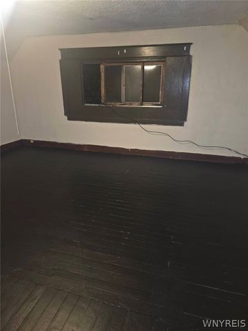 113 Carl Street, Buffalo, NY 14215