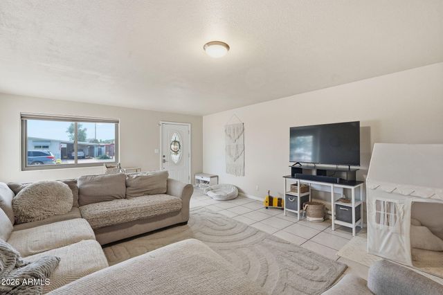 2352 E DELGADO Street, Phoenix, AZ 85022