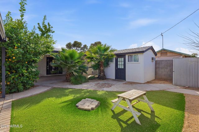 2352 E DELGADO Street, Phoenix, AZ 85022