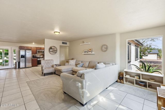 2352 E DELGADO Street, Phoenix, AZ 85022