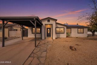 2352 E DELGADO Street, Phoenix, AZ 85022