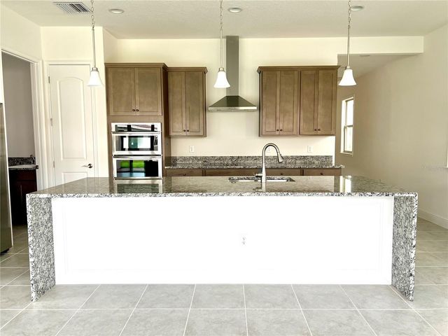 13136 WEAVER AVENUE, Orlando, FL 32832