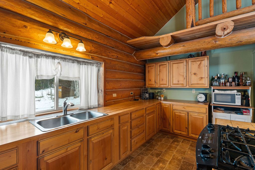 3083 Witty Lane, Columbia Falls, MT 59912 photo 18