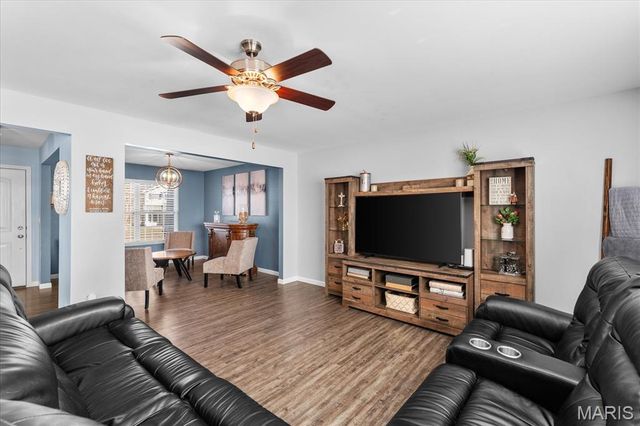 2542 London Lane, Shiloh, IL 62221