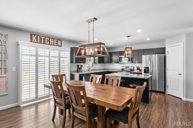 2542 London Lane, Shiloh, IL 62221