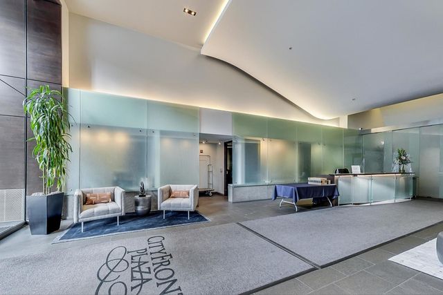 240 E ILLINOIS Street 606, Chicago, IL 60611
