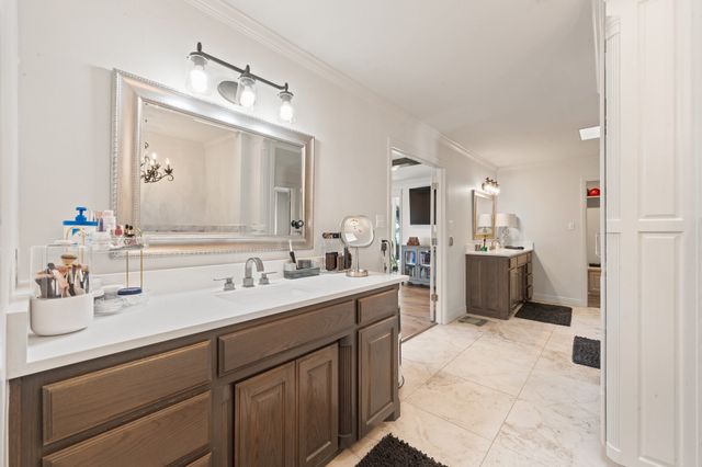 4509 Deleon Court, De Cordova, TX 76049