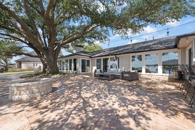 4509 Deleon Court, De Cordova, TX 76049