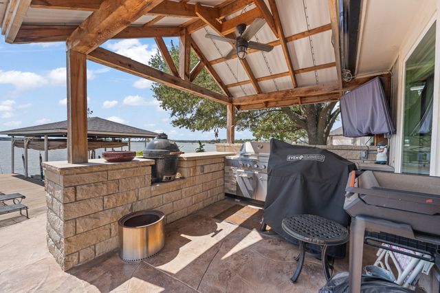 4509 Deleon Court, De Cordova, TX 76049