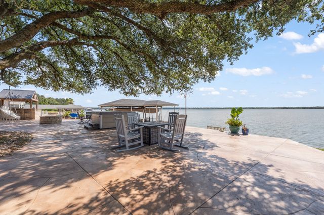 4509 Deleon Court, De Cordova, TX 76049