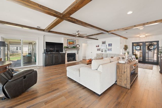 4509 Deleon Court, De Cordova, TX 76049