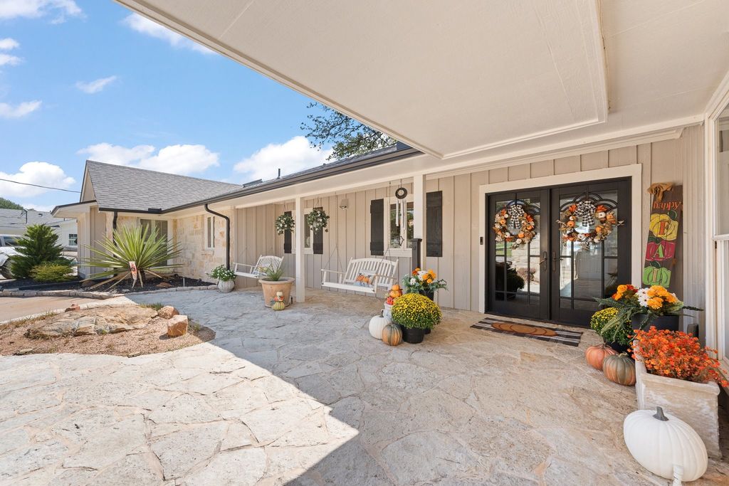 4509 Deleon Court, De Cordova, TX 76049 — photo 2