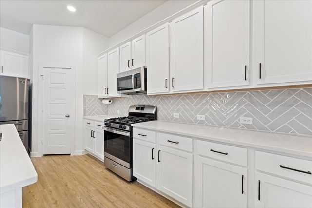 8419 Jetty Glen Drive, Cypress, TX 77433