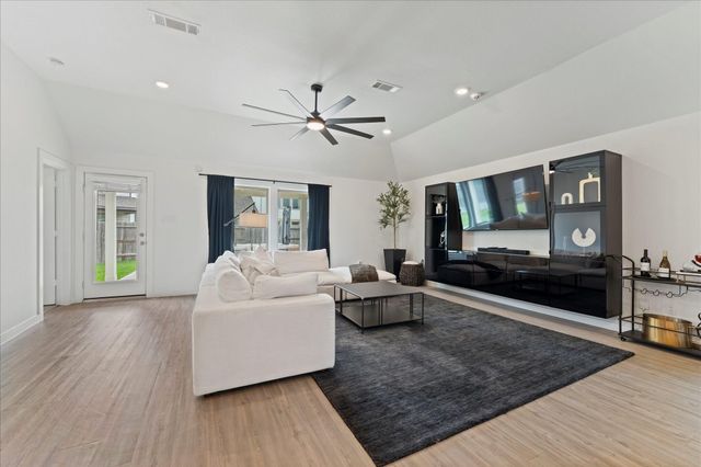 8419 Jetty Glen Drive, Cypress, TX 77433