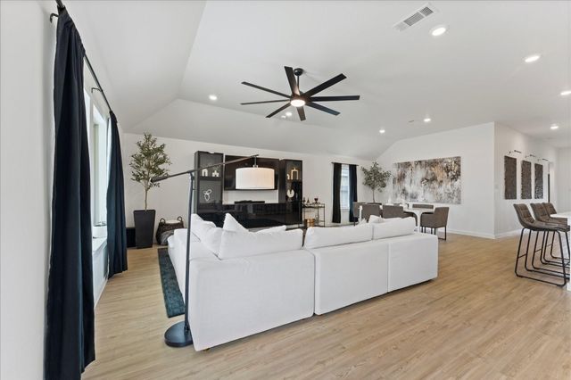 8419 Jetty Glen Drive, Cypress, TX 77433