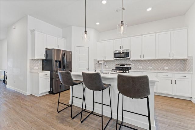 8419 Jetty Glen Drive, Cypress, TX 77433