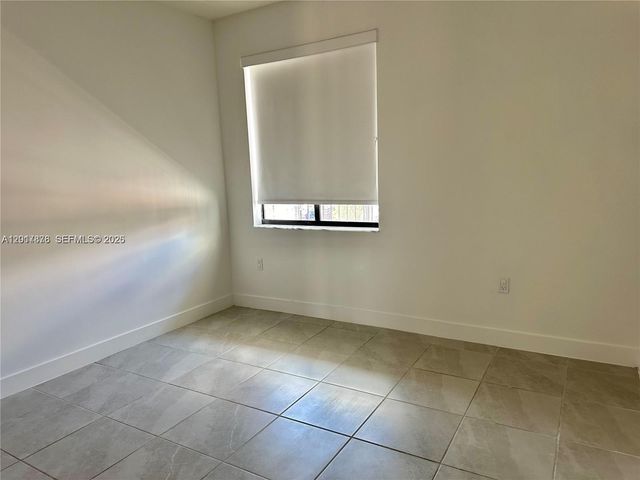 8201 NW 41st St D-203, Doral, FL 33166