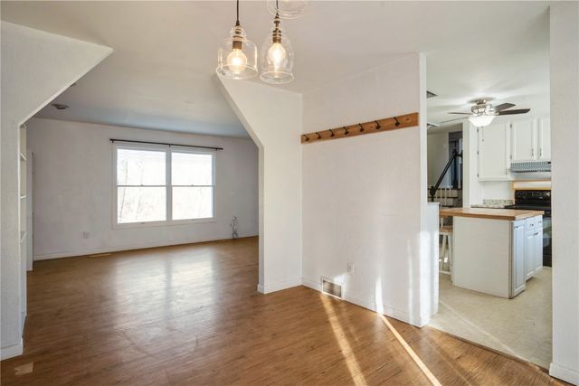 6240 33rd Avenue Drive, Shellsburg, IA 52332