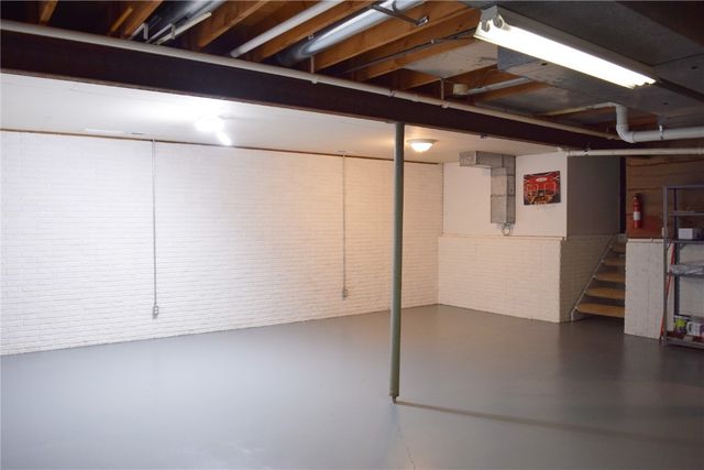 6240 33rd Avenue Drive, Shellsburg, IA 52332