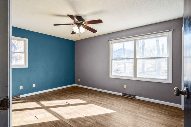 6240 33rd Avenue Drive, Shellsburg, IA 52332