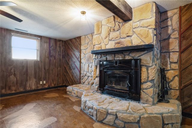 6240 33rd Avenue Drive, Shellsburg, IA 52332