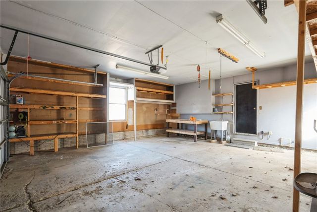 6240 33rd Avenue Drive, Shellsburg, IA 52332