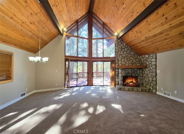 33207 Juniper Lane, Green Valley Lake, CA 92341