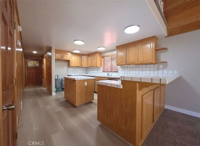 33207 Juniper Lane, Green Valley Lake, CA 92341