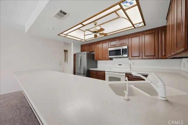 23316 Gray Fox Drive, Canyon Lake, CA 92587