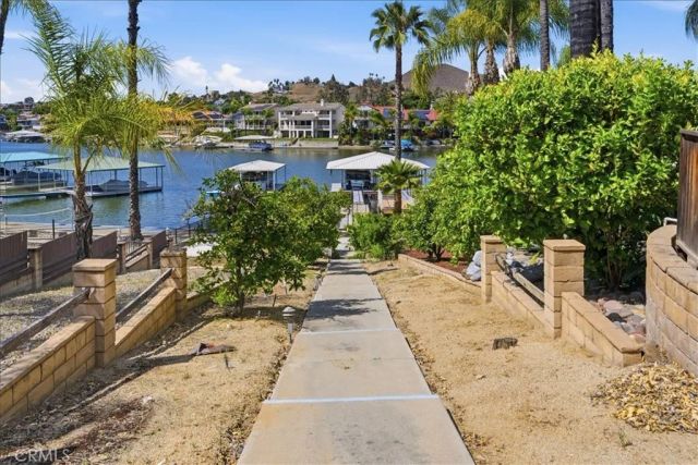 23316 Gray Fox Drive, Canyon Lake, CA 92587
